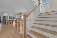 1 Block to Beach with Linens + Towels & Beach Badges