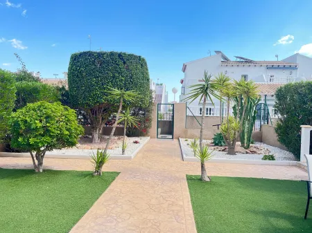 Modern Duplex with Solarium & Community Pool in Orihuela Costa