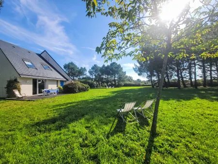 Le Prado Отели рядом с достопримечательностью «Chapelle Saint Philibert»