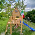 Mansarda Viti - View on the Pediment -