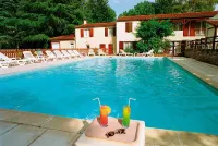 Hôtel Restaurant les Falaises Hotels in Tour-de-Faure