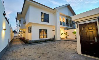 Casa Apartments