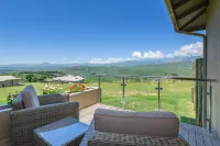 Cayley Mountain Resort - Mountain view