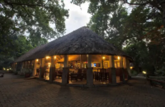 Island Safari Lodge