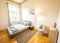 Mosaic Center Apartments - Balkoner