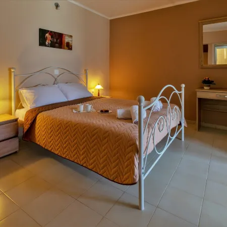 Govino Bay