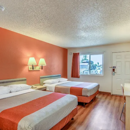 Motel 6 Stockton, CA - Charter Way West