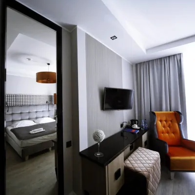 Hotel Pomarańczowa Plaża Отели рядом с достопримечательностью «Пляж Елитково»