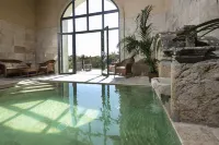 Château des Cinq Cantons - Pool