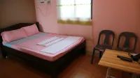 Gravino Pension House Hotels in Oslob