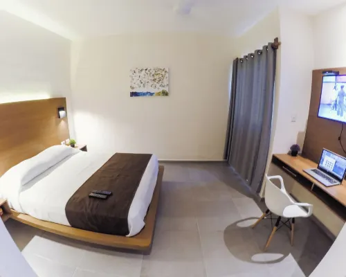 Viento Suites Cancún Hotels near Call Center