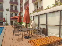 Simply and Cozy Studio at Dave Apartment - Pools