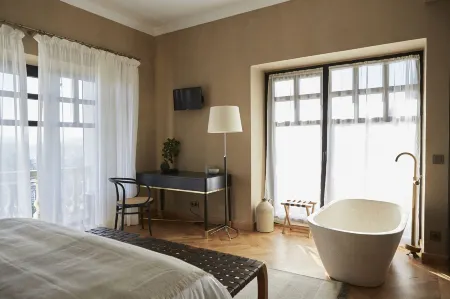 Boutique Hotel Mendi Argia Отели в г. Сан-Себастьян