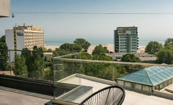 Diamond View Apartments