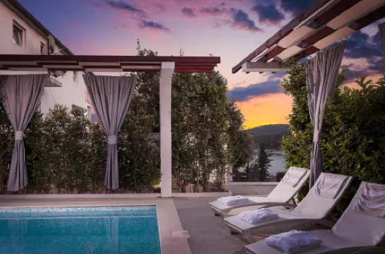 馬提尼別墅公寓