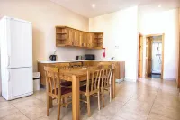 SC Club Village Hotel a Iklin