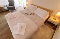Fancy Apartments Dream