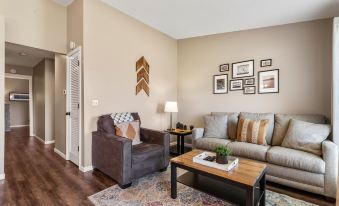 Luxurious Golf Front - Home for 4
