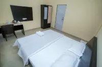 Paradise Homestay - Lodging and Boarding Hotels in Khadewadi