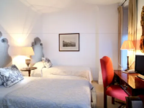 The Royal Hotel Hotels in Crieff