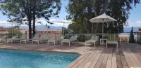 Castel Vecchio Hotel a Alata