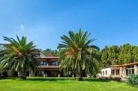 Palladium Hotel Hotels in Solina