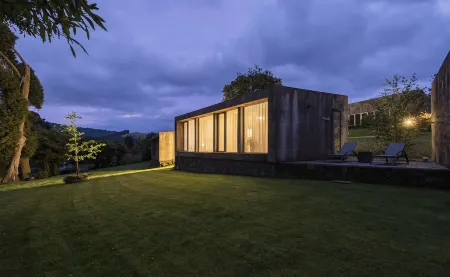 World's Nests Furnas Pods Village