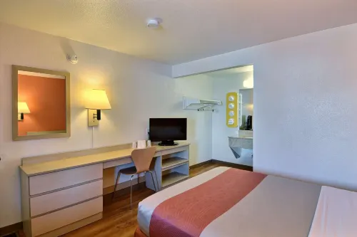 Motel 6 Nashua, NH - North Hotels in Nashua
