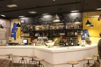 Num Hotel - bar