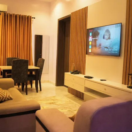 Sapphire Residences by Crystal