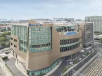 Asawin Grand Convention Hotel Hotels near Thung Song Hong