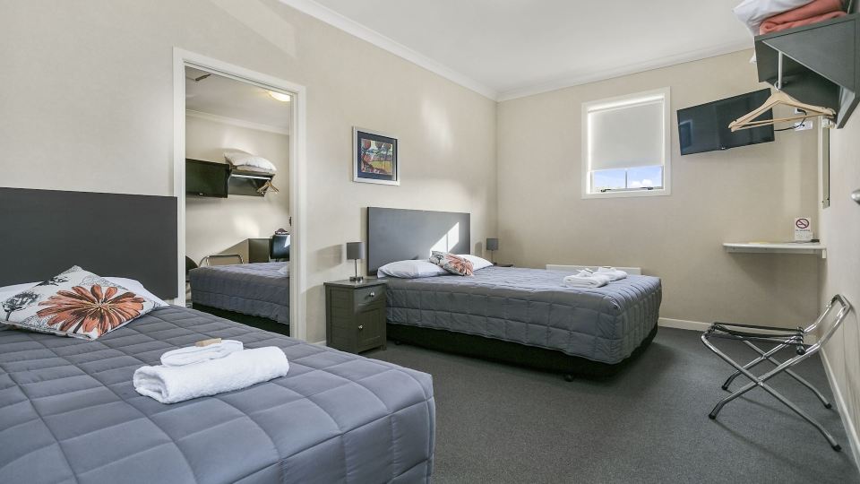 No 1 Motels