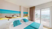 Aparthotel Tropic Garden Các khách sạn gần Bus Station Santa Eularia