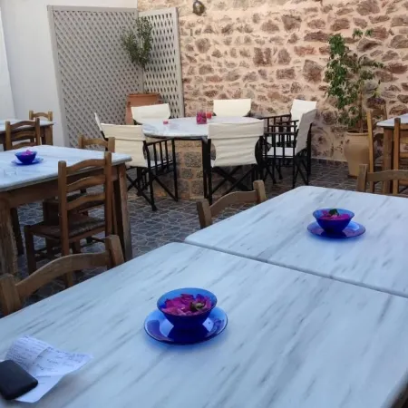 Guesthouse Alexandra Отели в г. Идра