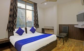 3. Hotel Gr..