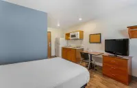 Extended Stay America Select Suites - Akron - South - Apartment