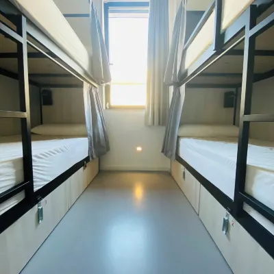 We Hostel Street Arenal Hotels near Oberbayern