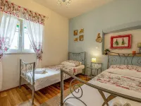 Holiday Home Stone Wall Hotels in Opcina Razanac
