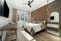 Buck Creek Bnb Hotels in Alabaster