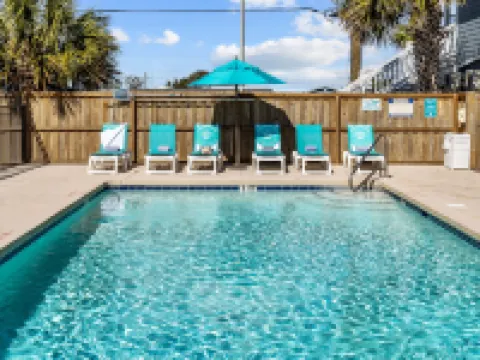 Loggerhead Inn and Suites Hotels in Topsail