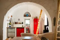 Trullo Ape Regina by Monholiday