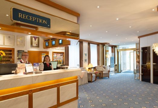 Ringhotel Loews MerkurOver view