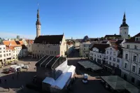 Tallinn City Apartments - Town Hall Square