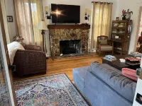 Great location near downtown Sarasota - 3/2 charming old FL house - 30 day min.