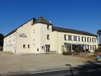 Hotel les Montois Hotel di Le Val-Saint-Pere