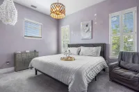 Chateau de La Mar -w/Pool! Walk to Downtown Ocean Springs & Beach! Perfect Spot!