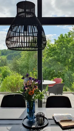 Odenwald Lodge with Infrared Sauna and "Haus Purpur" e-Charging Station Отели в г. Оденвальд