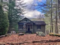 New River, Ashe County, Secluded Log Cabin, West Jefferson Area