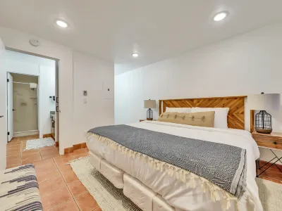 Slope-Side Condo - Ultimate Ski-in/Ski-out Access Hotels in Parowan