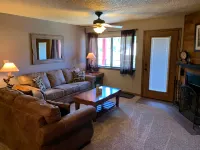 Ski in Ski Out with Spa and Game Room - Stunning Ski Retreat